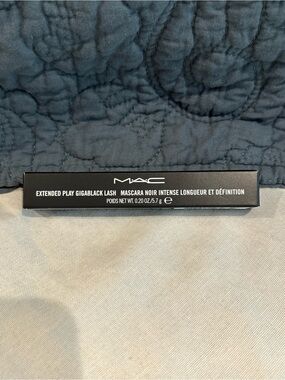 MAC Extended Play Gigablack Lash Mascara 5.7g Full Size New Sealed